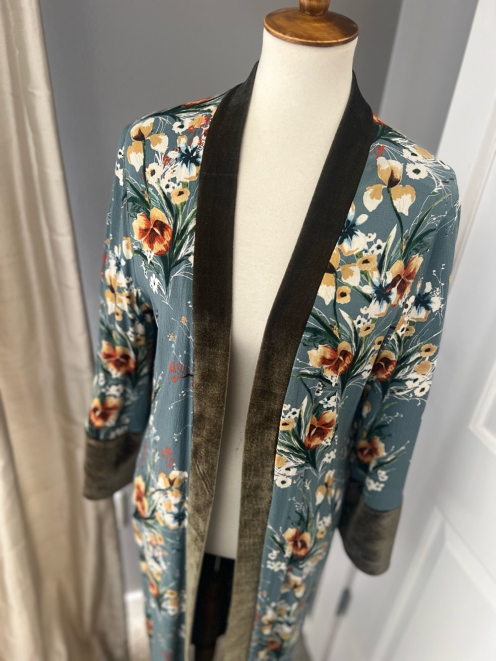 ZARA Floral Velvet-Trim Long Women's Coatigan - Teal Floral